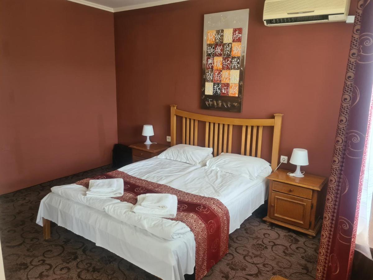Complex Brashlyan Hotel ตริยาฟนา ภายนอก รูปภาพ