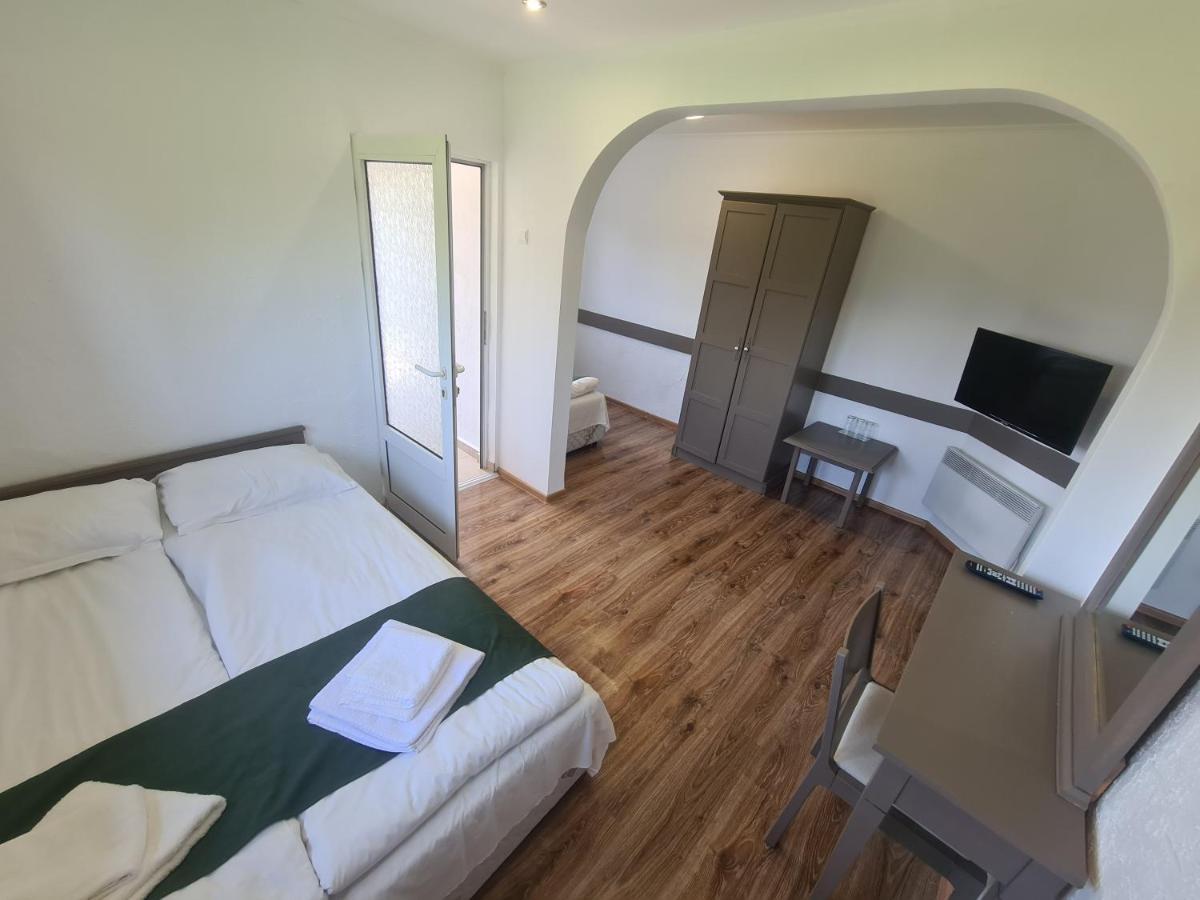Complex Brashlyan Hotel ตริยาฟนา ภายนอก รูปภาพ